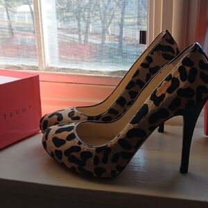 Ivanka Trump Tan and Black Leopard Heels